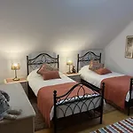 Pleasant Apartament