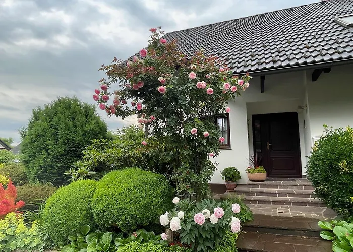 アパート Pleasant ブレッド